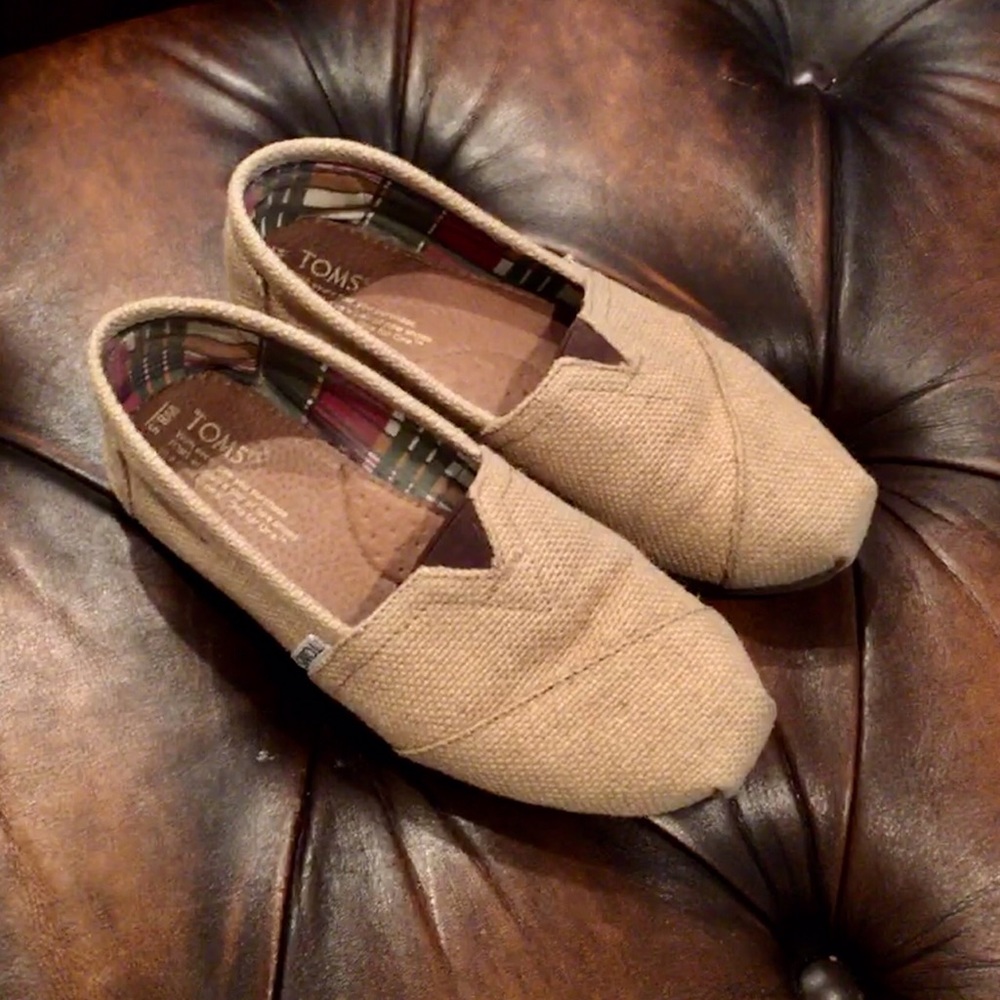 Toms Classic Canvas Flats 8.5 Exc. condition